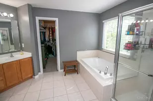 1208 E Glen Echo Ln, Miami Township, OH 45140 - Photo 25