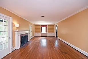 190 Mt Pleasant Ave, Wyoming, OH 45215 - Photo 9