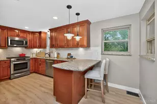 7204 Barret Rd, West Chester, OH 45069 - Photo 5