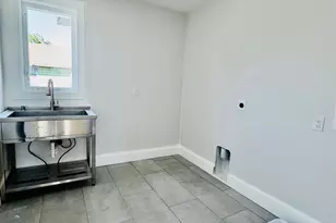 6826 Bantry Ave, Cincinnati, OH 45213 - Photo 5