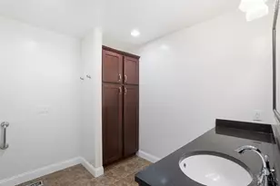9338 Hunters Creek Dr, Blue Ash, OH 45242 - Photo 27