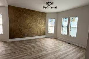 2001 Woodlawn Ave, Middletown, OH 45044 - Photo 3