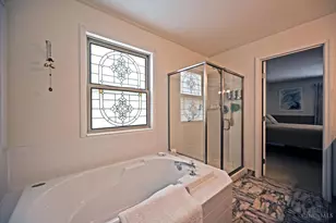 6085 Chamblee Dr, Miami Township, OH 45140 - Photo 11