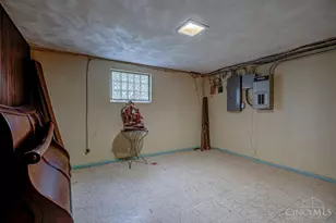 6700 Gaines Rd, Cincinnati, OH 45247 - Photo 25