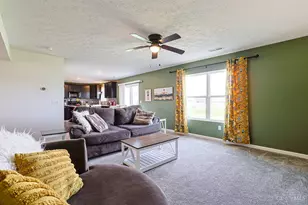 163 Autumn Maple Ln, Brookville, OH 45309 - Photo 7