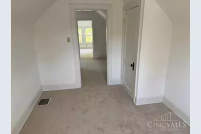 4925 Ralph Avenue, Cincinnati, OH 45238 - Photo 11