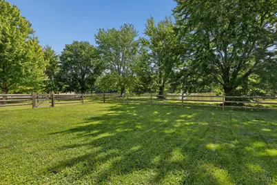 1337 Kingfisher Court, Amelia, OH 45102 - Photo 41