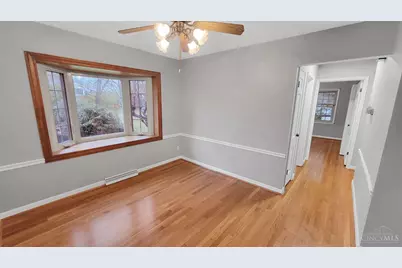 7963 Mitchell Farm Lane, Montgomery, OH 45236 - Photo 9