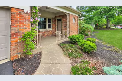 7963 Mitchell Farm Lane, Montgomery, OH 45236 - Photo 5