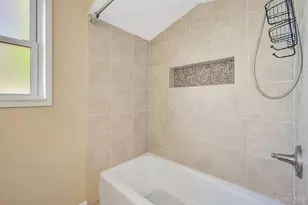 4420 Raceview Ave, Green Township, OH 45211 - Photo 23