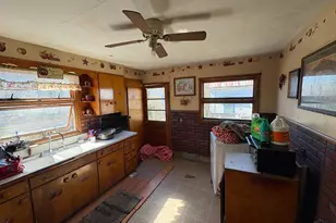 526 E 7th St, Manchester, OH 45144 - Photo 5