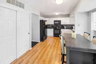 1195 Parkside Dr, Union Township, OH 45103 - Photo 13