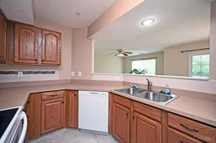 2031 Commons Cir Dr, Batavia Township, OH 45103 - Photo 15
