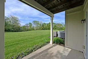 2031 Commons Cir Dr, Batavia Township, OH 45103 - Photo 29