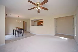 2031 Commons Cir Dr, Batavia Township, OH 45103 - Photo 9