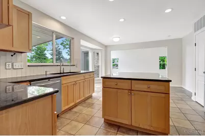 415 Forest Edge Drive, South Lebanon, OH 45065 - Photo 23