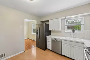 10660 Bridlepath Ln, Sharonville, OH 45241 - Photo 19