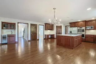5285 Laurelridge Ln, Green Township, OH 45247 - Photo 21
