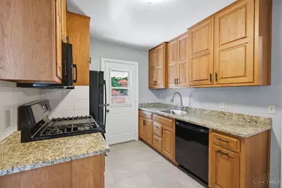 939 Winsray Court, Springfield Township, OH 45224 - Photo 11