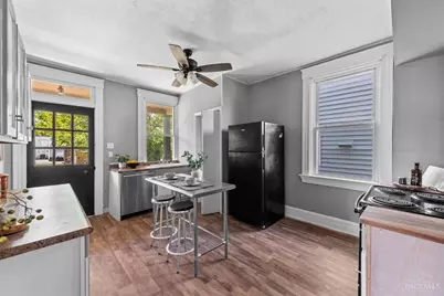 7821 Perry Street, Cincinnati, OH 45231 - Photo 9