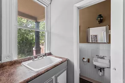 7821 Perry Street, Cincinnati, OH 45231 - Photo 15