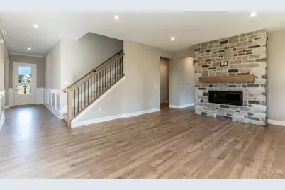 1193 Ridgewood Drive, Miami Township, OH 45140 - Photo 11