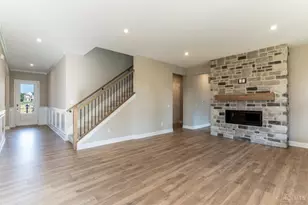 1193 Ridgewood Dr, Miami Township, OH 45140 - Photo 11