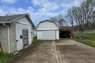 707 E 2nd St, Manchester, OH 45144 - Photo 5