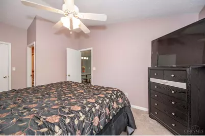 5984 Meadowcreek Drive #9, Miami Township, OH 45150 - Photo 13