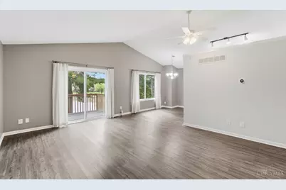 9436 Colegate Way, West Chester, OH 45011 - Photo 7