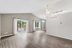 9436 Colegate Way, West Chester, OH 45011 - Photo 7