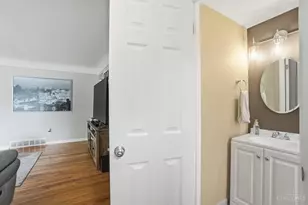 9140 Millcliff Dr, Springfield Township, OH 45231 - Photo 25