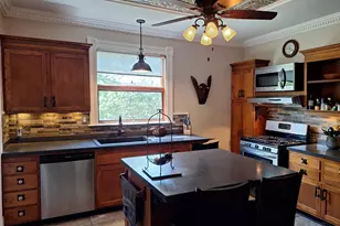7027 Gracely Dr, Cincinnati, OH 45233 - Photo 15
