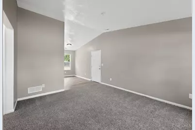 8616 Balboa Drive, Springfield Township, OH 45231 - Photo 13