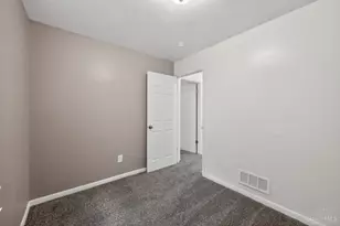 8616 Balboa Dr, Springfield Township, OH 45231 - Photo 11