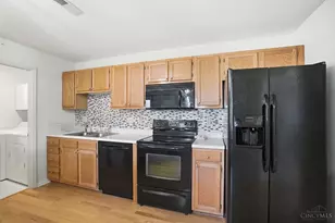 8794 Carrousel Park Cir, Colerain Township, OH 45251 - Photo 11