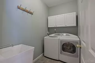 7973 Royal Fern Ct, Liberty Township, OH 45044 - Photo 25