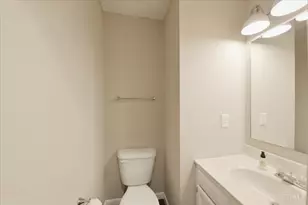 6607 N Andover Wy, Hamilton Township, OH 45152 - Photo 9
