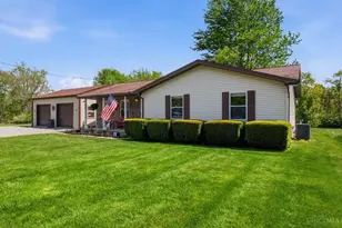 178 Itawamba Dr, Jackson Township, OH 45171 - Photo 3