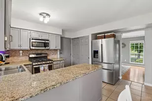 2205 Bruns Ln, Anderson Township, OH 45244 - Photo 13