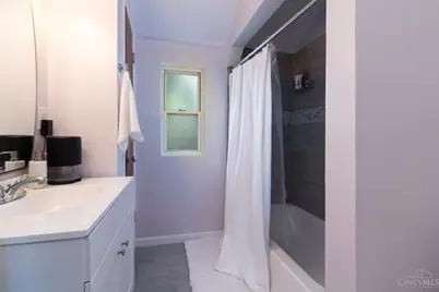 7260 Eastlawn Drive, Cincinnati, OH 45237 - Photo 21