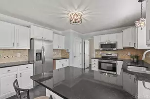7985 Misty Shore Dr, West Chester, OH 45069 - Photo 13