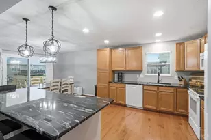 5752 Sunrise View Cir, Liberty Township, OH 45044 - Photo 11