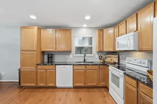 5752 Sunrise View Cir, Liberty Township, OH 45044 - Photo 13