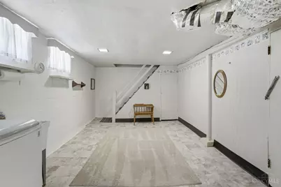 667 Overlook Avenue, Cincinnati, OH 45238 - Photo 27