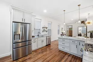 136 Dorchester Ave, Cincinnati, OH 45219 - Photo 9