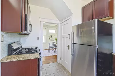4150 Maple Drive, Cincinnati, OH 45209 - Photo 11