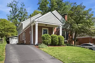 4314 Grove Ave, Mariemont, OH 45227 - Photo 3