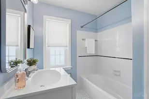 4314 Grove Ave, Mariemont, OH 45227 - Photo 17