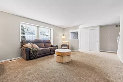 2042 Stratford Court, Loveland, OH 45140 - Photo 5